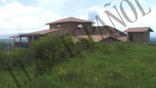 Casa de José Luis Ábalos en el municipio de Tuluá (Colombia).