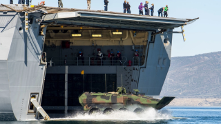 Desembarco de un ACV del Cuerpo de Marines de EEUU