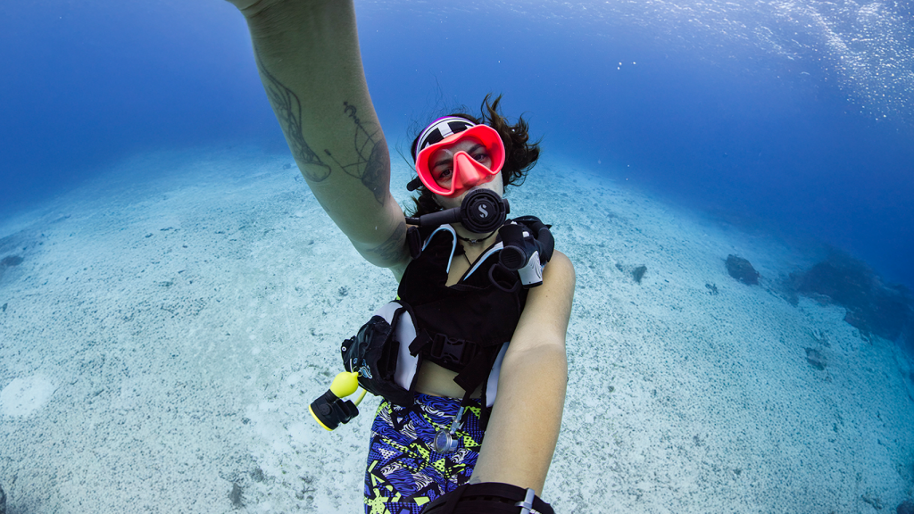 Catalina Velasco en una de sus inmersiones.