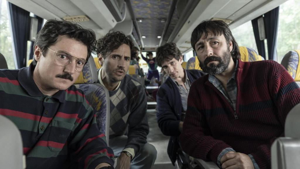 Elenco de 'Los aitas'.