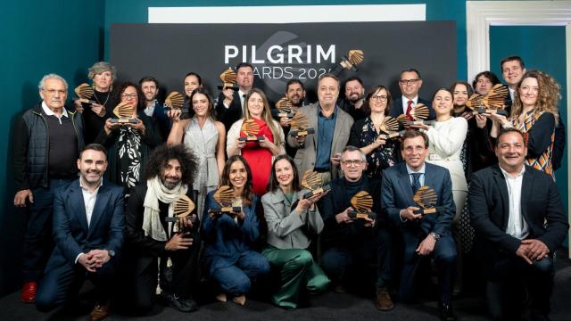 Los premiados de los premios Pilgrim de 2025, junto con sus organizadores