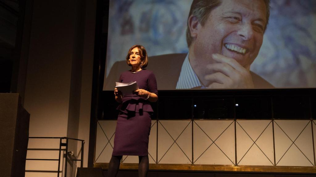 La directora de ENCLAVE ODS, Charo Izquierdo, durante el homenaje a Mayor Zaragoza en el CBA.