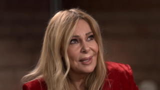 Cuando se van a cumplir cinco años de la muerte de Aless Lequio, Ana Obregón no ha desmontado aún la habitación de su hijo.