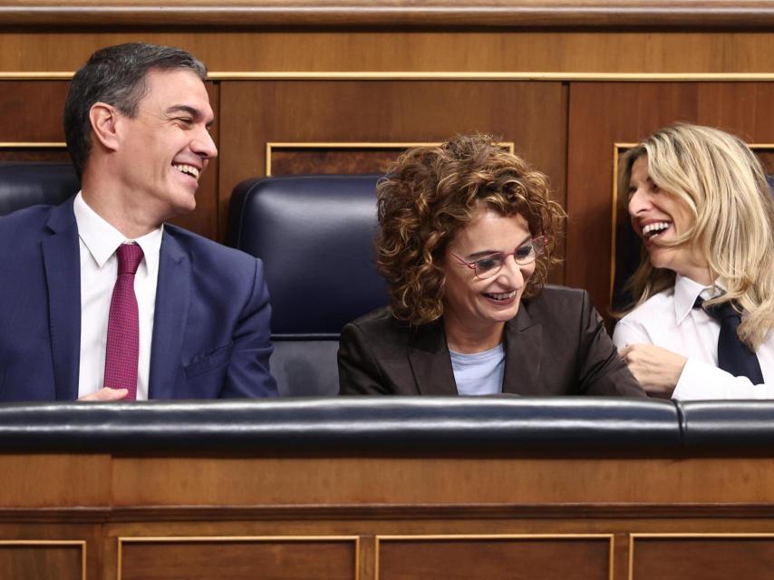 Pedro Sánchez, María Jesús Montero y Yolanda Díaz, este miércoles en el Congreso de los Diputados.