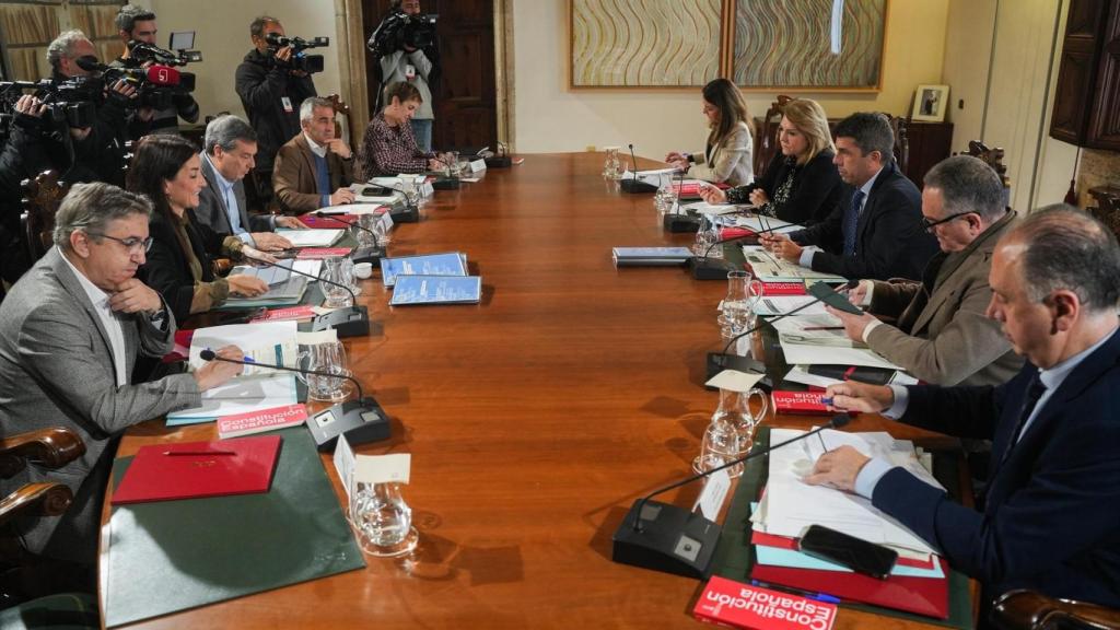 El pleno del Consell, durante la reunión para aprobar los Presupuestos de 2025. Jorge Gil / Europa Press