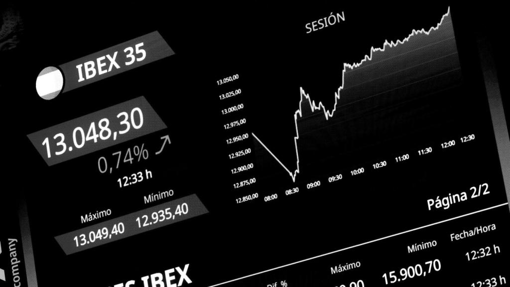 Paneles en el interior del Palacio de la Bolsa