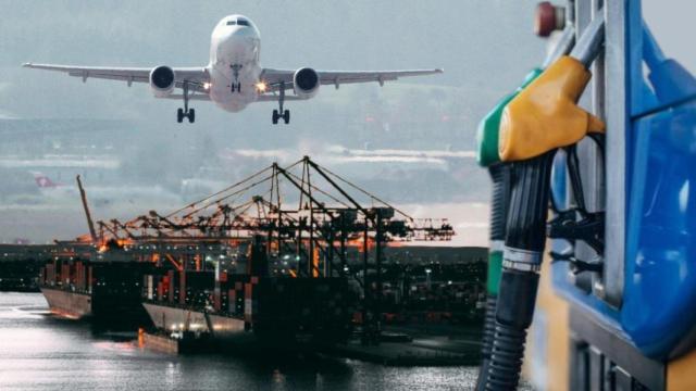 España vuelve a consumir combustibles como antes de la Covid: la gasolina crece un 21% y el queroseno toca niveles récord