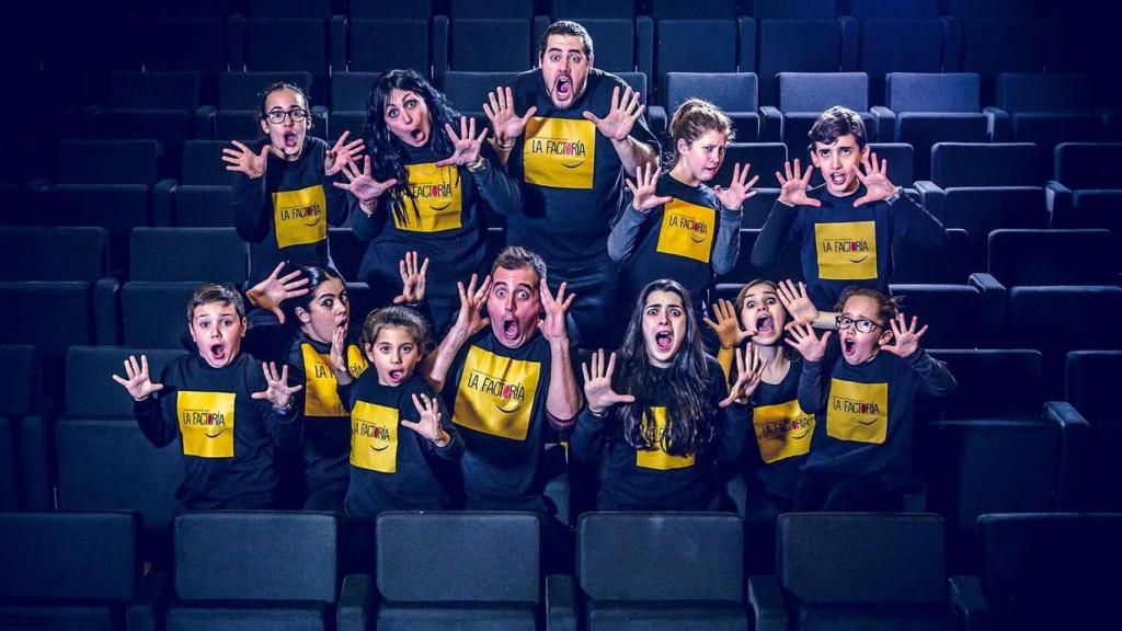 Jes Martin’s  junto a varios de sus alumnos en el arranque el curso 2024/2025