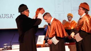 Bernardo Quintero, nuevo doctor honoris causa de la UMA.