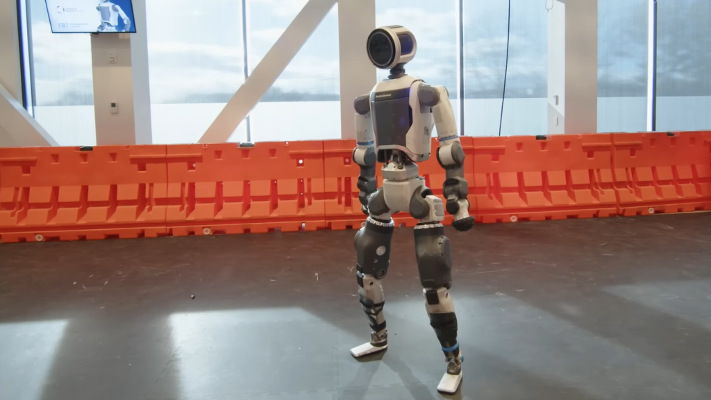 El nuevo e impresionante vídeo de Boston Dynamics: así se entrena Atlas en el break dance