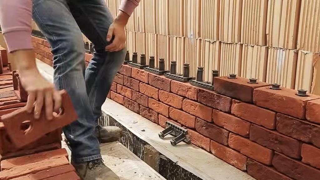 Los ladrillos Facadeclick se instalan de forma rápida y sencilla