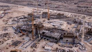 El Aramco Stadium, durante los inicios de su construcción.