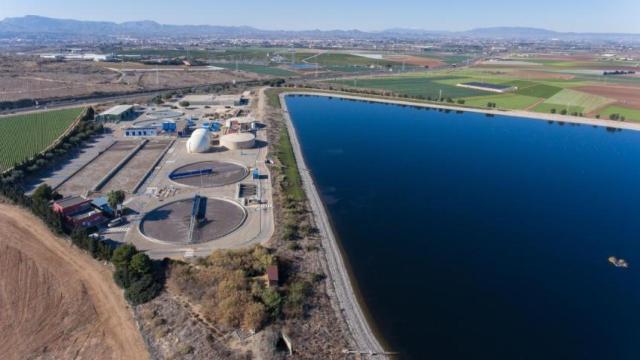 Una foto de archivo de la Estación Depuradora de Aguas Residuales (EDAR) de Cartagena, que gestiona Hidrogea.