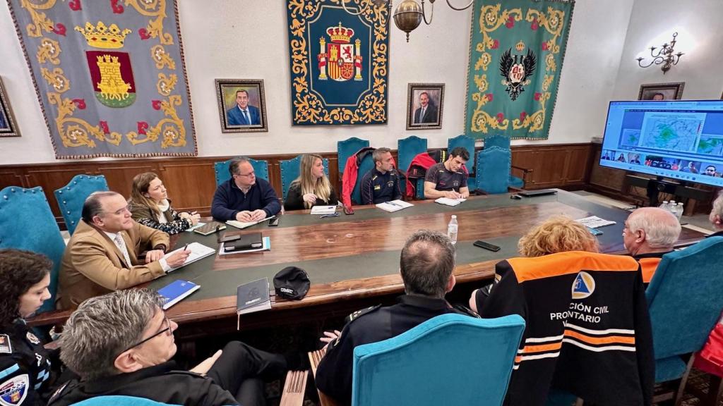 Reunión operativa celebrada a primera hora de este viernes en el Ayuntamiento de Talavera de la Reina.