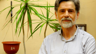 Carlos González, pediatra