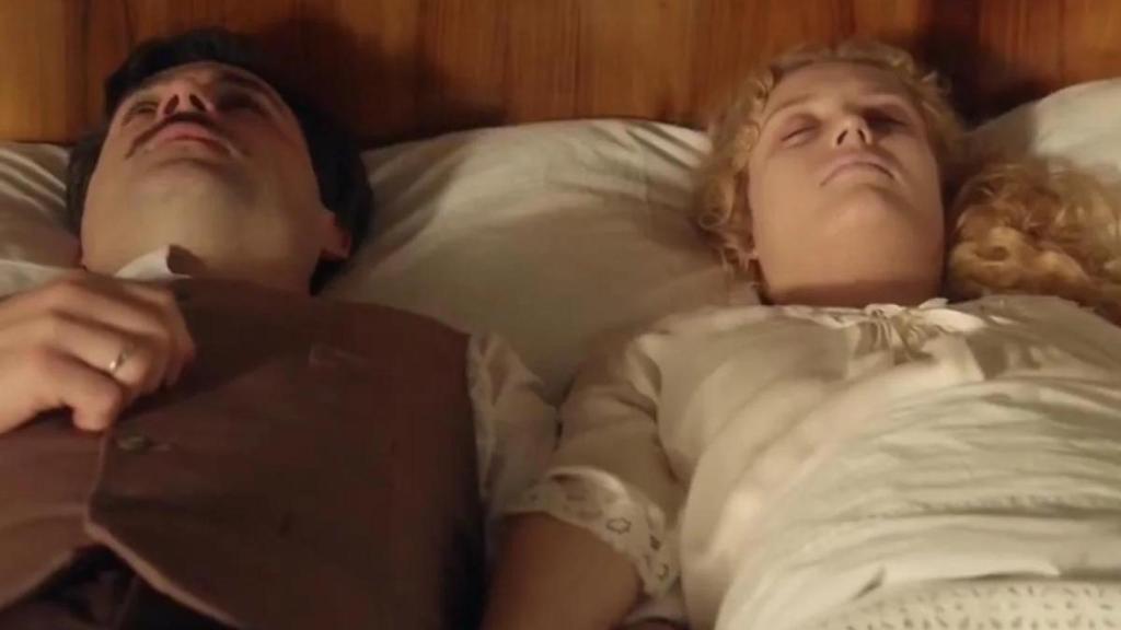 Manuel (Arturo G. Sancho) y Jana (Ana Garcés) en 'La Promesa'.