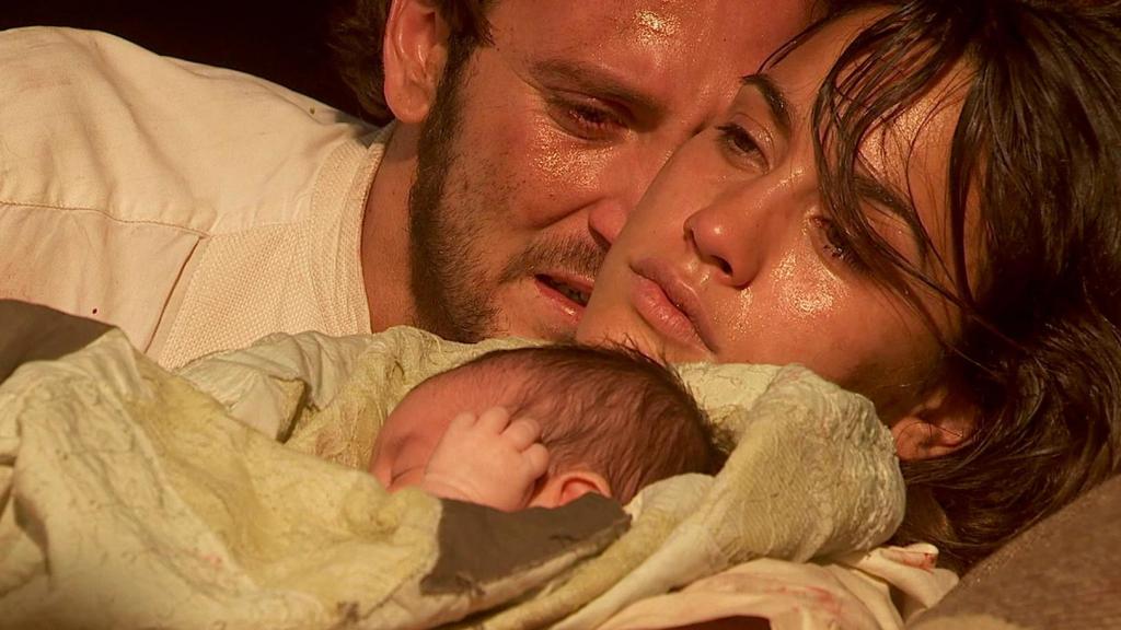 Tristán (Álex Gadea) y Pepa (Megan Montaner) en 'El secreto de Puente Viejo'.