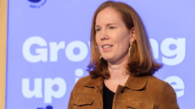 Kate Charlet, directora global de Relaciones Institucionales y Políticas Públicas para Seguridad y Privacidad de Google