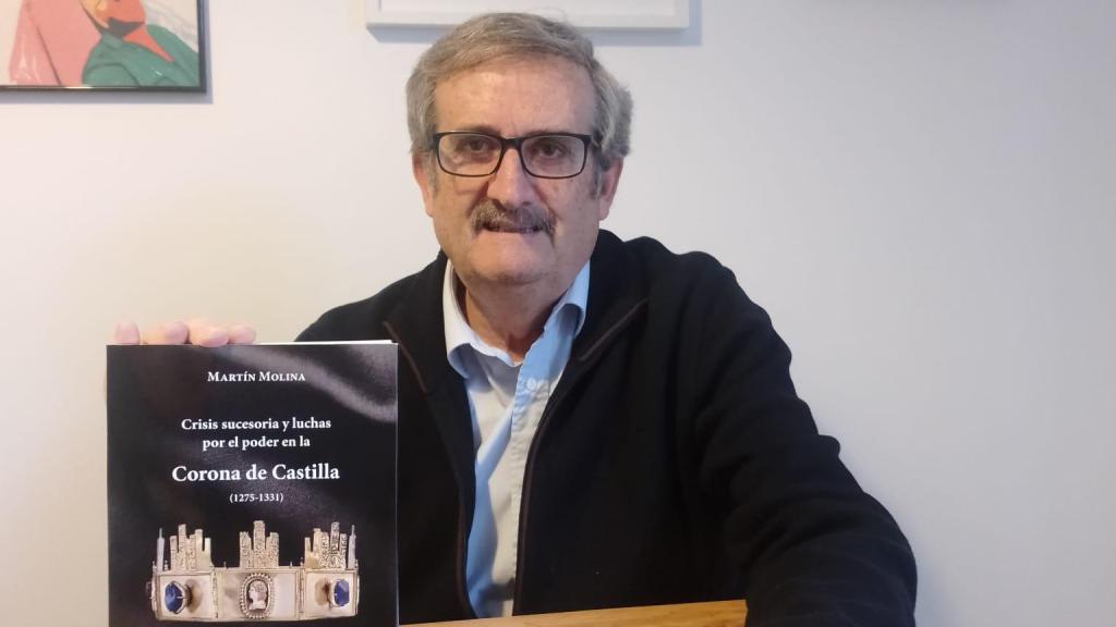 Martín Molina presenta en la Catedral de Toledo su libro “Crisis sucesoria y luchas por el poder en la Corona de Castilla”.