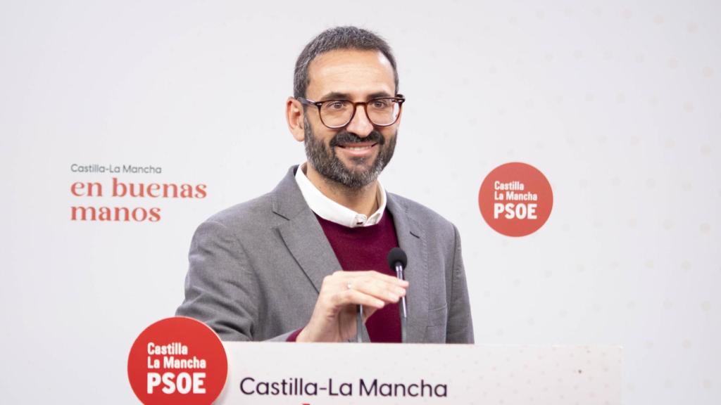 Sergio Gutiérrez, secretario de Organización del PSOe de Castilla-La Mancha, este viernes en rueda de prensa.