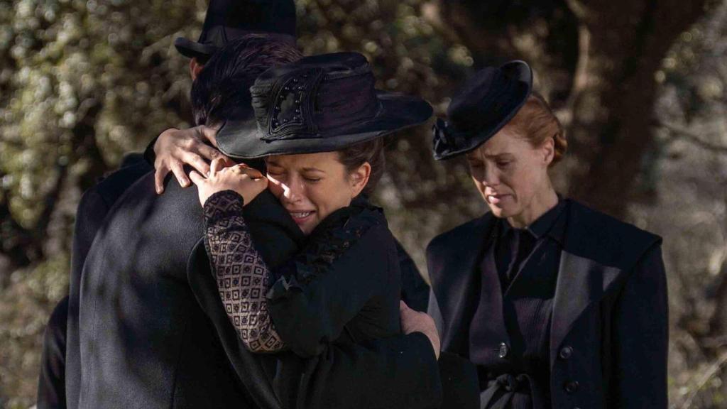 Escena del funeral de Jana en 'La Promesa'.