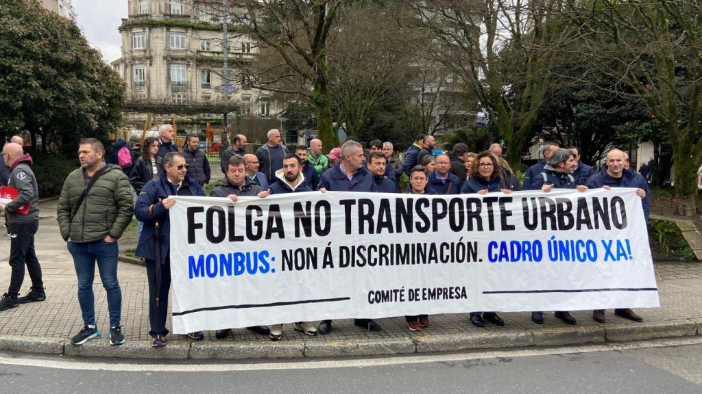 Concentración del personal del transporte público de Santiago.