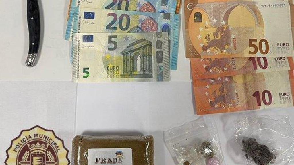 Dinero en efectivo, droga y navaja intervenidos al conductor detenido en Valladolid