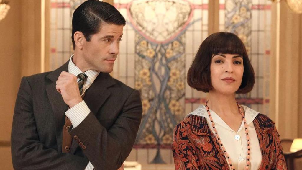 Luis Fernández y Verónica Sánchez en 'La Favorita 1922'.