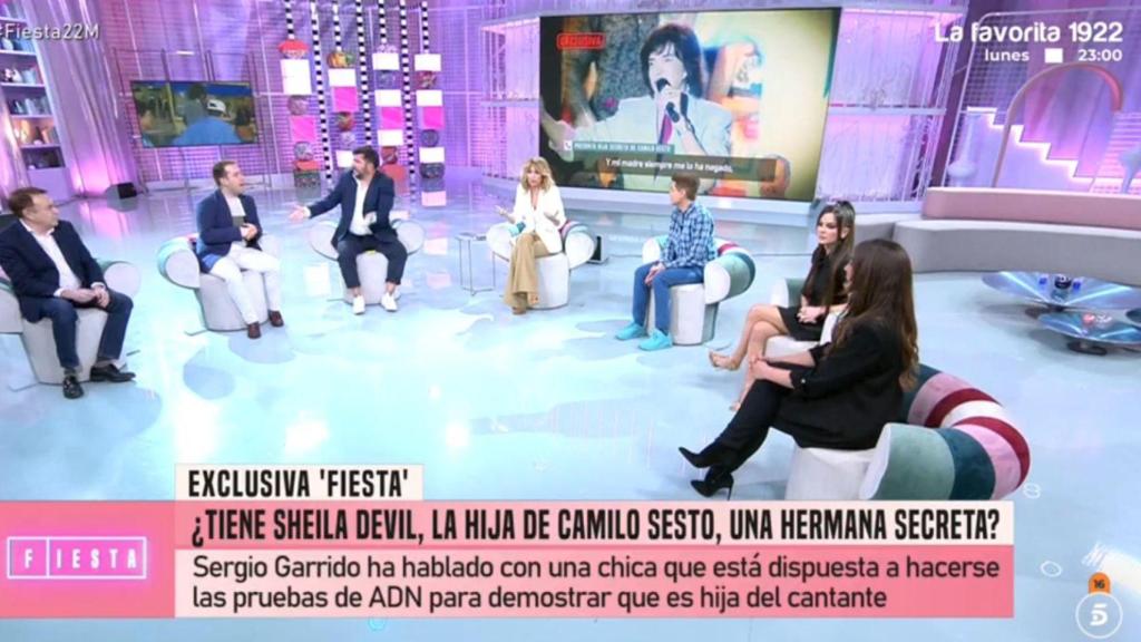 Colaboradores junto a Emma Garcia.