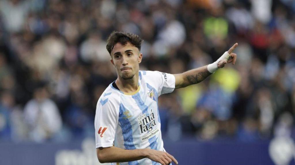 Larrubia celebra su gol contra el Racing de Ferrol