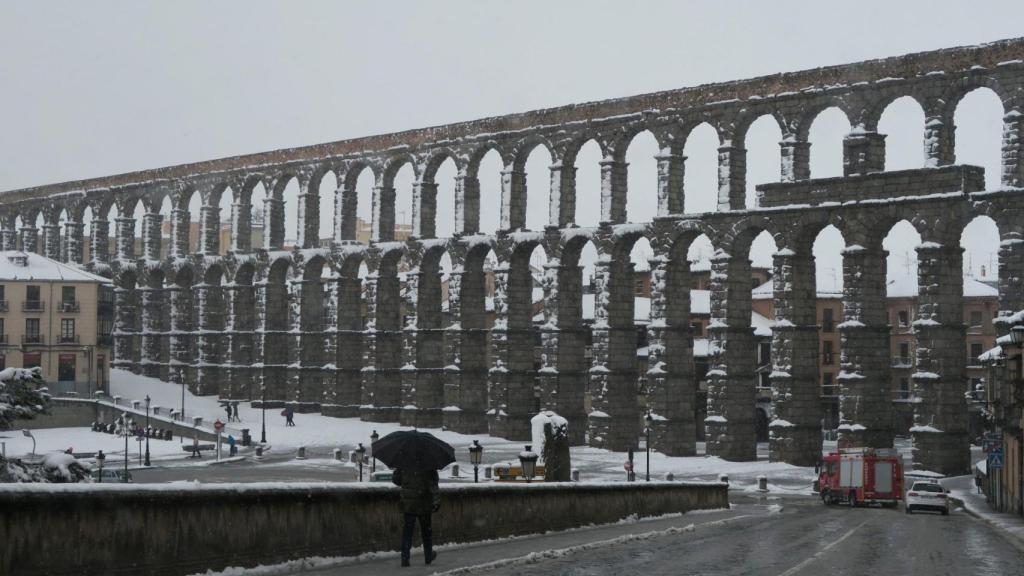 Imagen de archivo de una nevada en Segovia