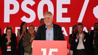 El ministro Ángel Víctor Torres anuncia que padece cáncer