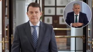 El presidente de la Junta de Castilla y León, Alfonso Fernández Mañueco, junto al ministro de Política Territorial, Ángel Víctor Torres