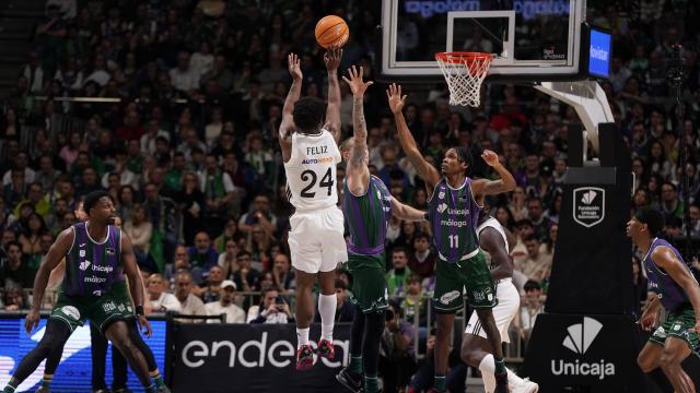 Momento del partido entre el Unicaja y el Real Madrid en el Martín Carpena.