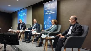 842676124_241011707_1706x960