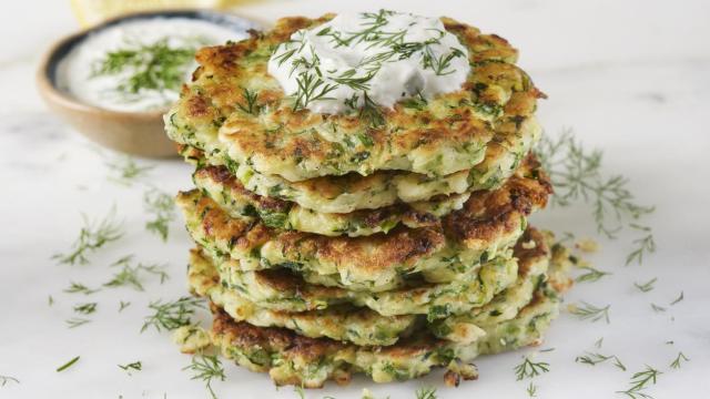 Tortitas de coliflor y huevo.