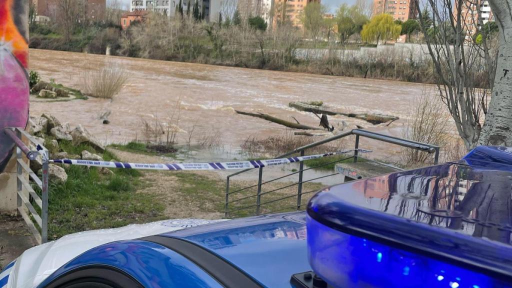 Una de las zonas anegada por la crecida del río Pisuerga