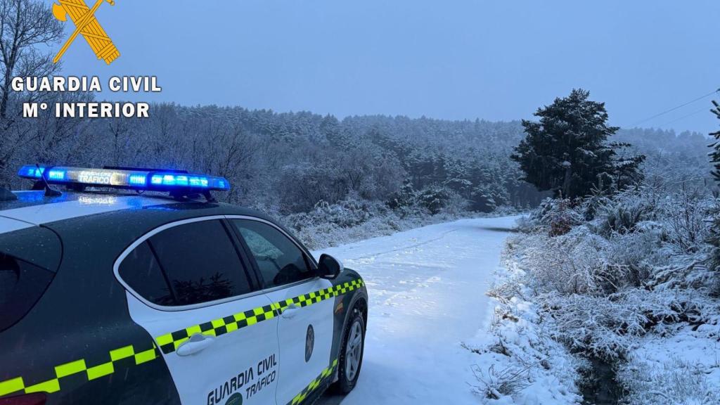 La Guardia Civil, en labores de rescate en la Sierra de Béjar
