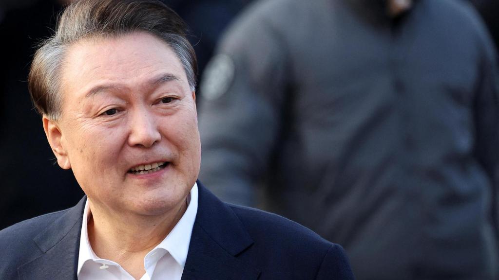 El presidente surcoreano destituido, Yoon Suk-Yeol, tras ser liberado el pasado 8 de marzo.