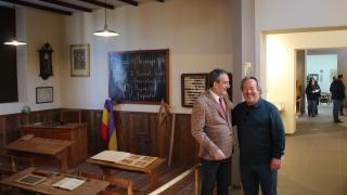 El director del Centro Museo Pedagógico, Bienvenido Martín, y el alcalde de Zamora, Francisco Guarido, en la inauguración del museo