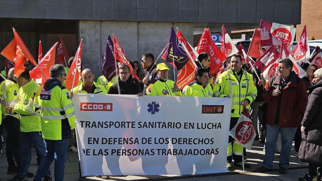 Protesta en el Hospital General de Ciudad Real. Foto: UGT.