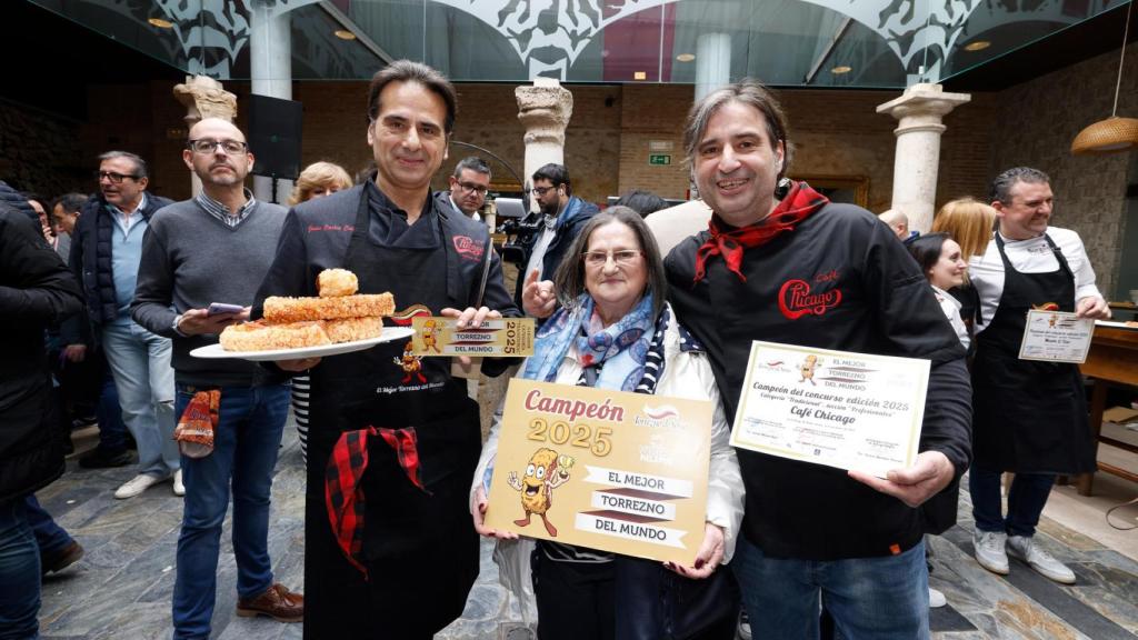 Loe hermanos Calvo, artífices del Mejor Torrezno del Mundo.