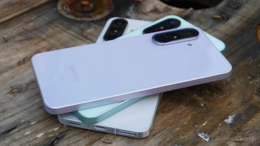 Samsung Galaxy A56, A36 y A26