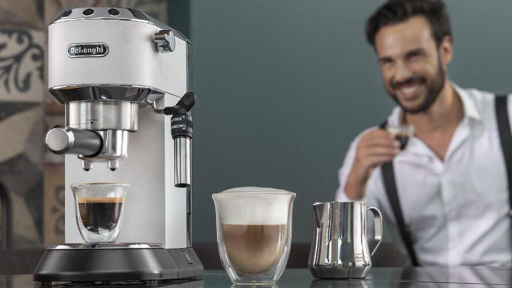 El café de especialidad está de moda y con esta cafetera De'Longhi lo puedes preparar en casa con más de 100€ de descuento