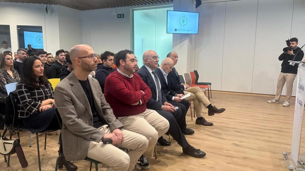 El alcalde de Valladolid, Jesús Julio Carnero, participa en el arranque de 'Valladolid Consolida' 2025