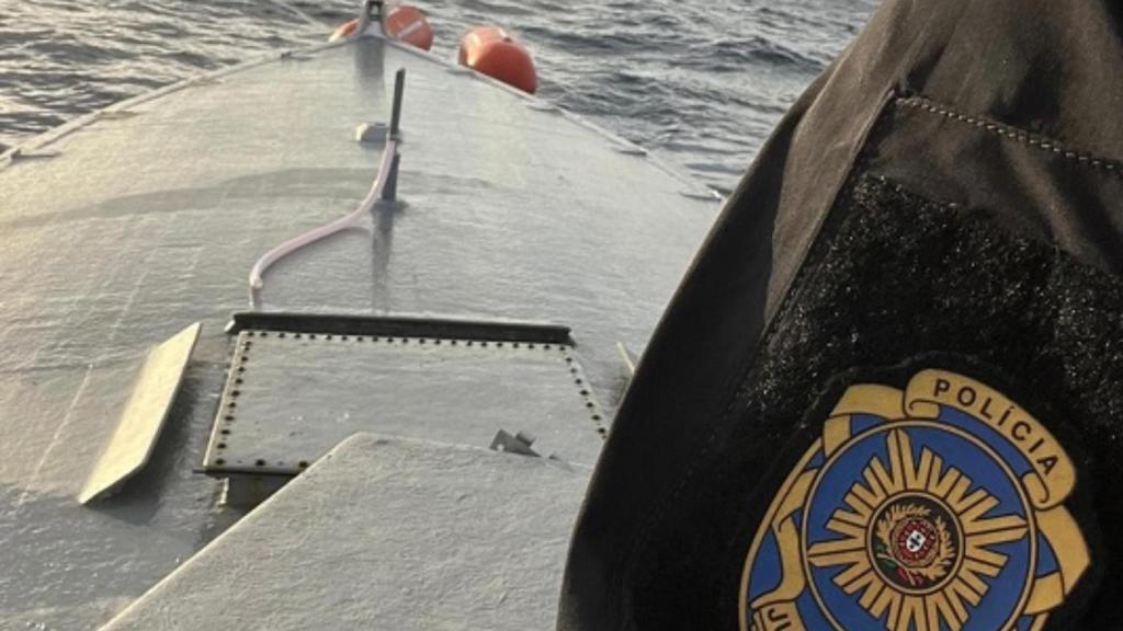 Interceptan un narcosubmarino en aguas próximas a Portugal