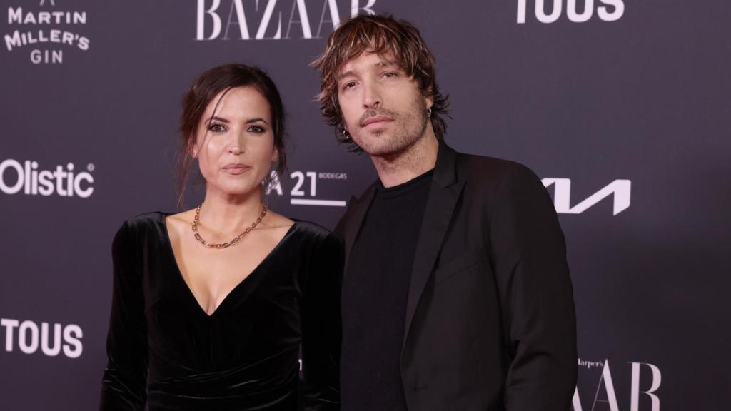 Ana Fernández y Adrián Roma en un acto público.