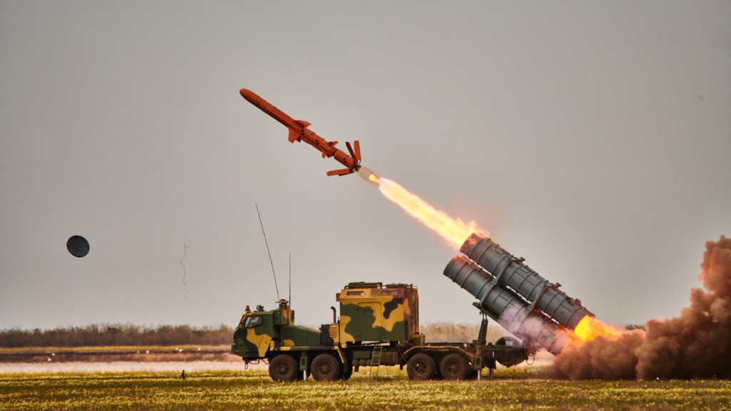 Lanzamiento de misil Neptune