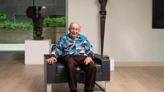 Los tres secretos de la longevidad del doctor William, de 102 años: Cambiar de trabajo es bueno para todos