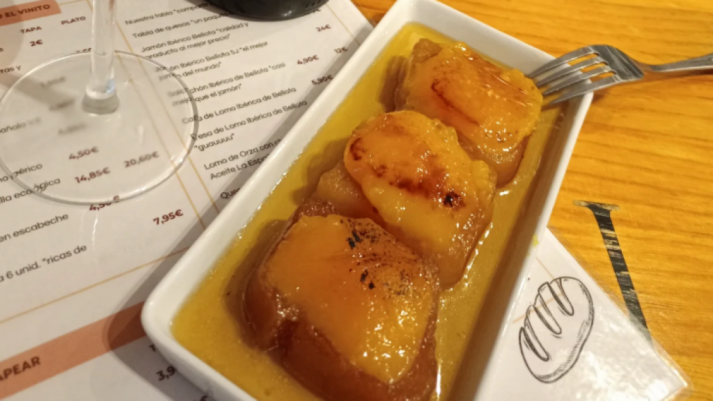 Las torrijas minis con yema tostada del establecimiento.